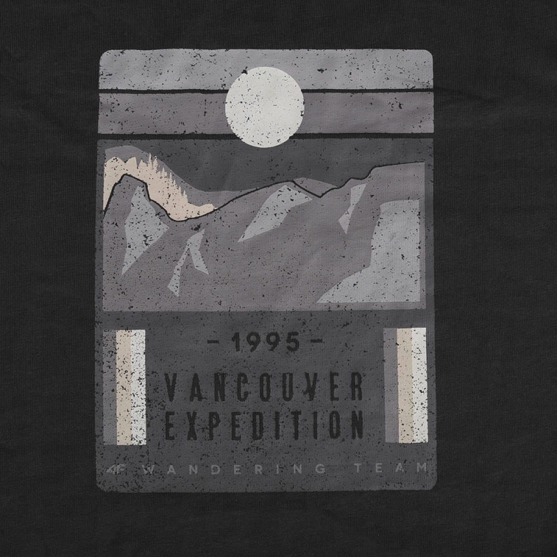 Zbliżenie na nadruk na antracytowej damskiej koszulce 4F