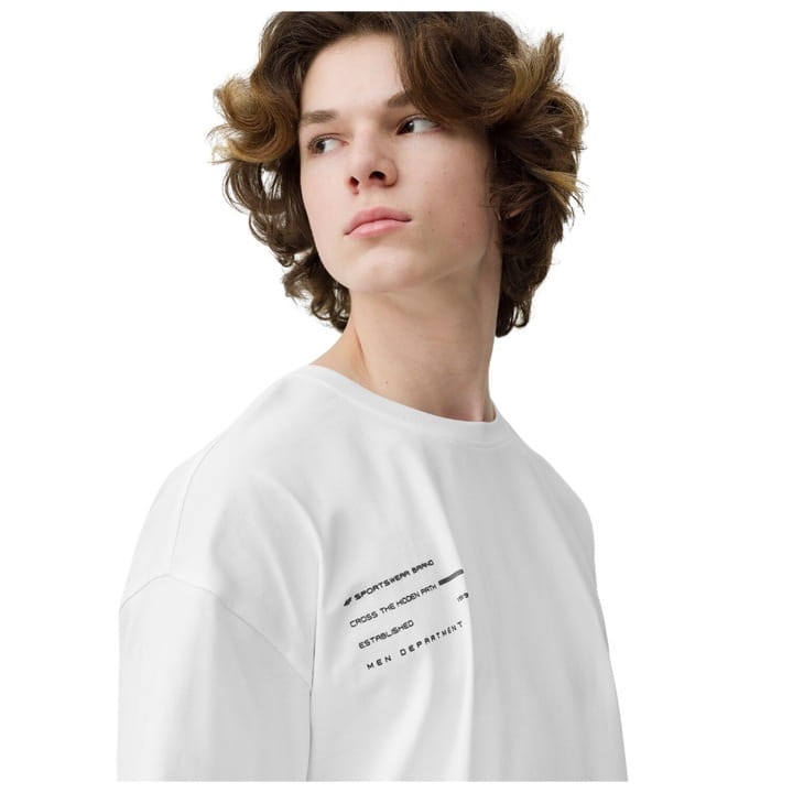 4F T-shirt Koszulka Sportowa TTSHM298 Biała na modelu
