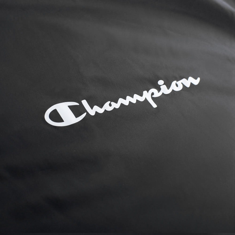 CHAMPION-Kurtka-Wiosenna-Bomberka-218729-L-Wzor-dominujacy-logo.jpg