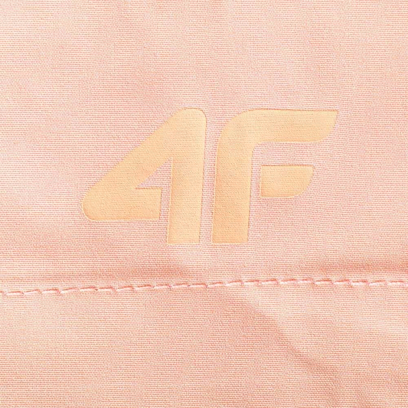 Zbliżenie na materiał Spodenek kąpielowych męskich 4F