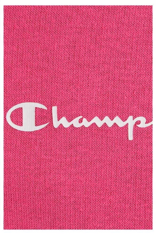 Zbliżenie na białe logo Champion na różowej bluzie damskiej Champion