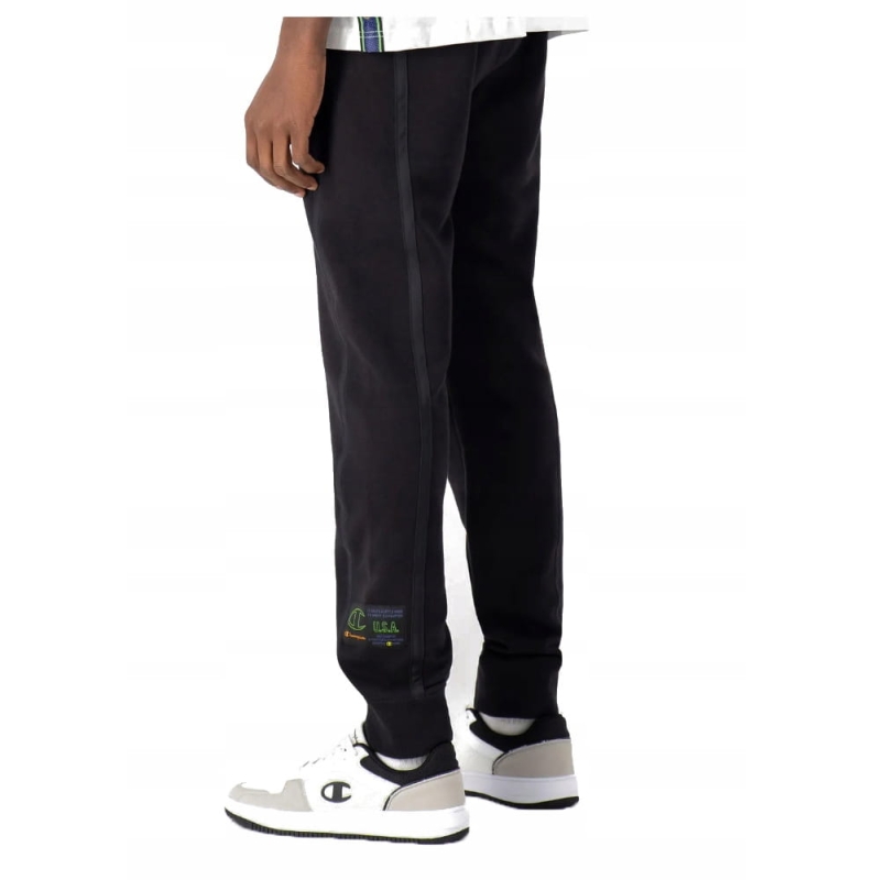 CHAMPION-Spodnie-Meskie-Joggery-217196-CZARNE-M-Model-217196.jpg