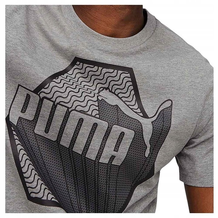 PUMA-Koszulka-Meska-T-SHIRT-Graphics-Szara-M-Wzor-dominujacy-print-nadruk.jpg