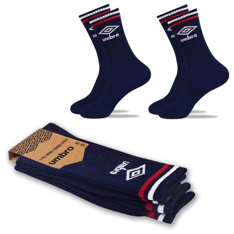 Dwie pary klasycznych, sportowych skarpet Umbro w kolorze białym, fason długi.