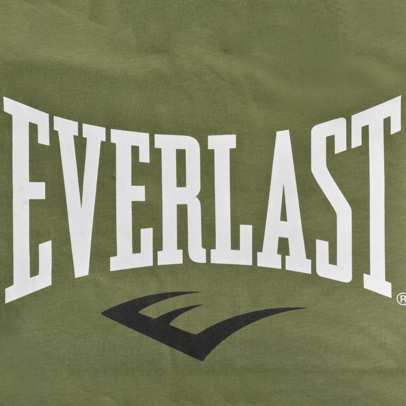 Zbliżenie na bawełniany materiał koszulki Everlast khaki zielonej