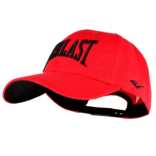 Czerwona czapka Everlast z daszkiem i czarnym logo z boku.