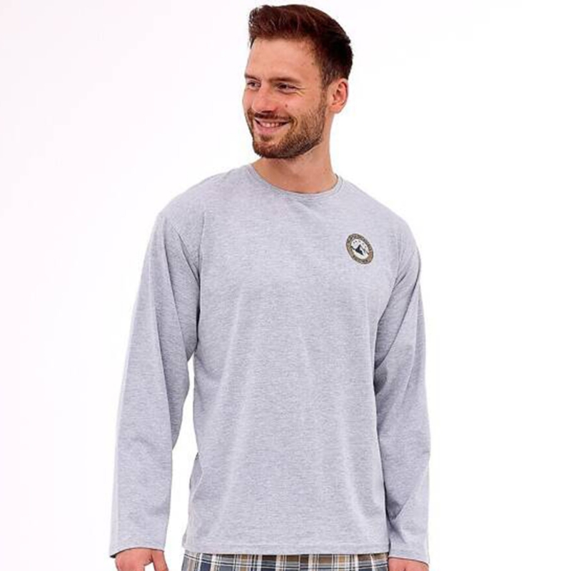 Szara koszulka piżamy Cornette z nadrukiem Respect Nature.