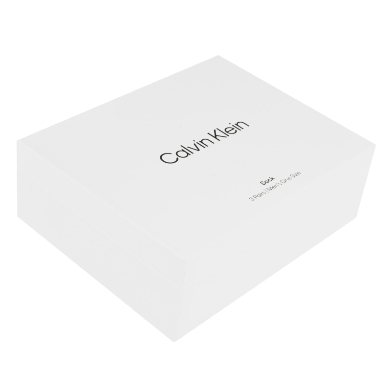 Zamknięte opakowane zestawu 3 sztuk skarpet Calvin Klein