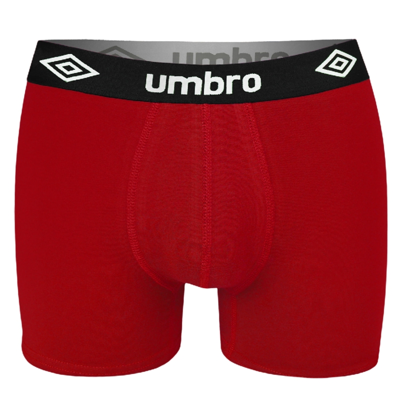 Czerwone bokserki Umbro – klasyczna bielizna z logo.