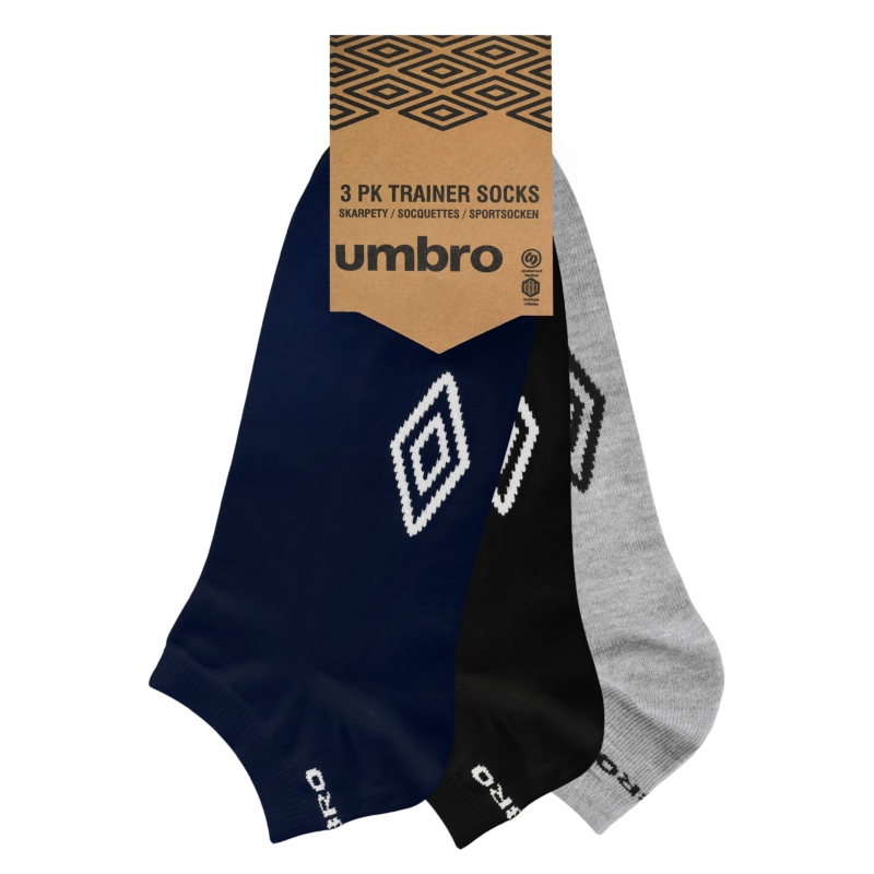 Skarpety sportowe Umbro zapakowane w oryginalne opakowanie z logo producenta