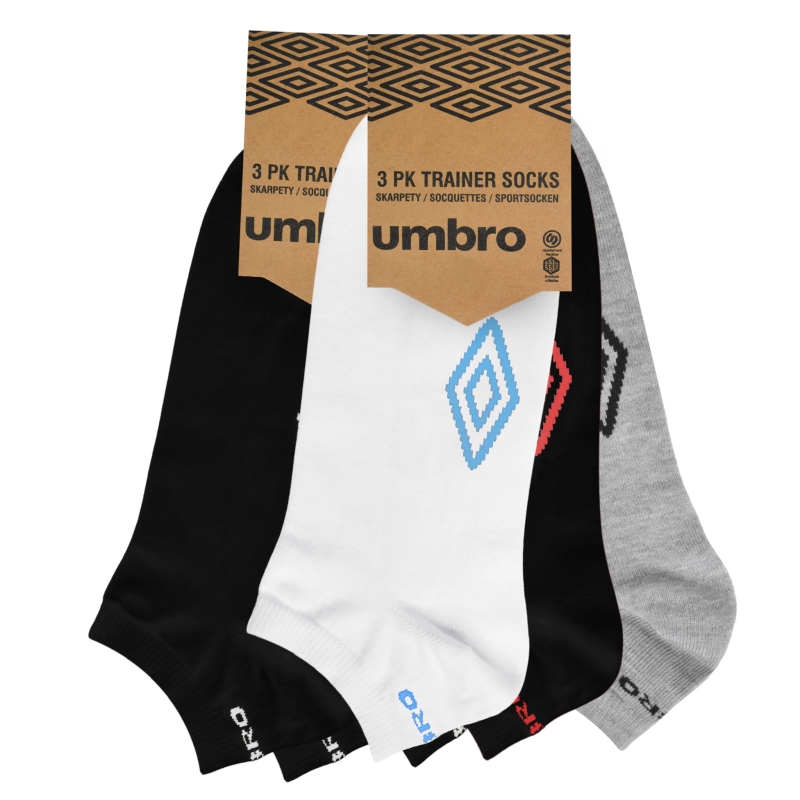 Męskie skarpety Umbro typu stopki w sportowej stylizacji.