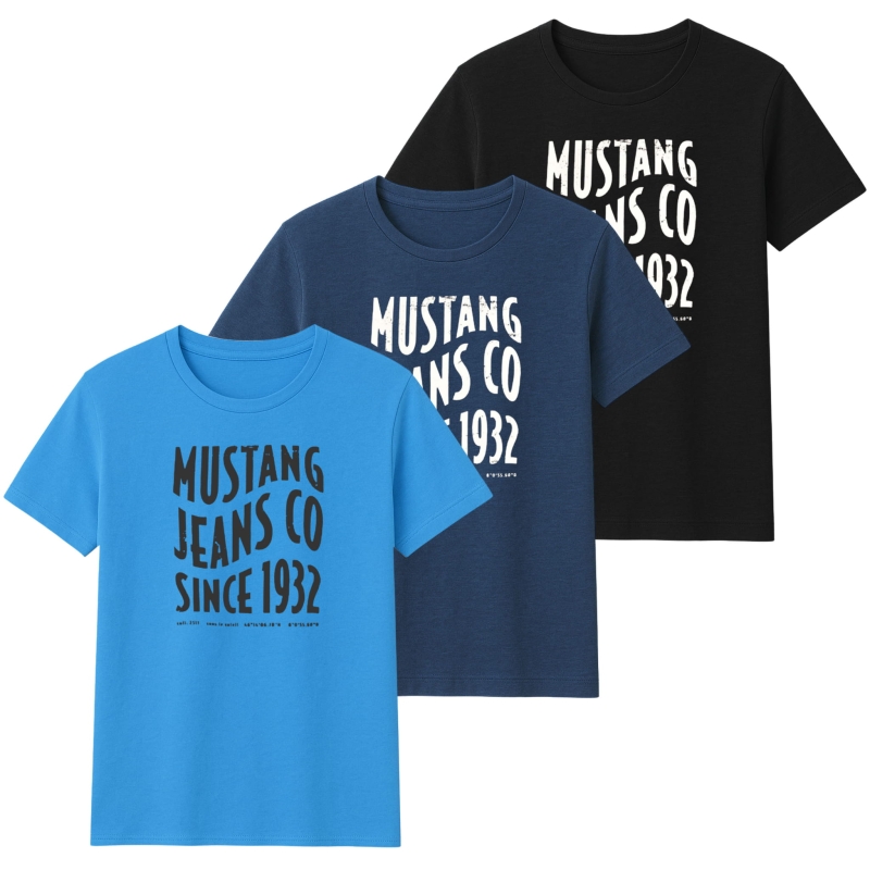Zestaw 3 męskich koszulek Mustang z krótkim rękawem, wykonanych z bawełny, ułożonych obok siebie.