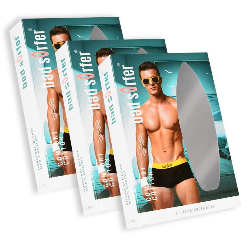 Opakowania 3-pack bokserek Bad Surfer z modelem na plaży