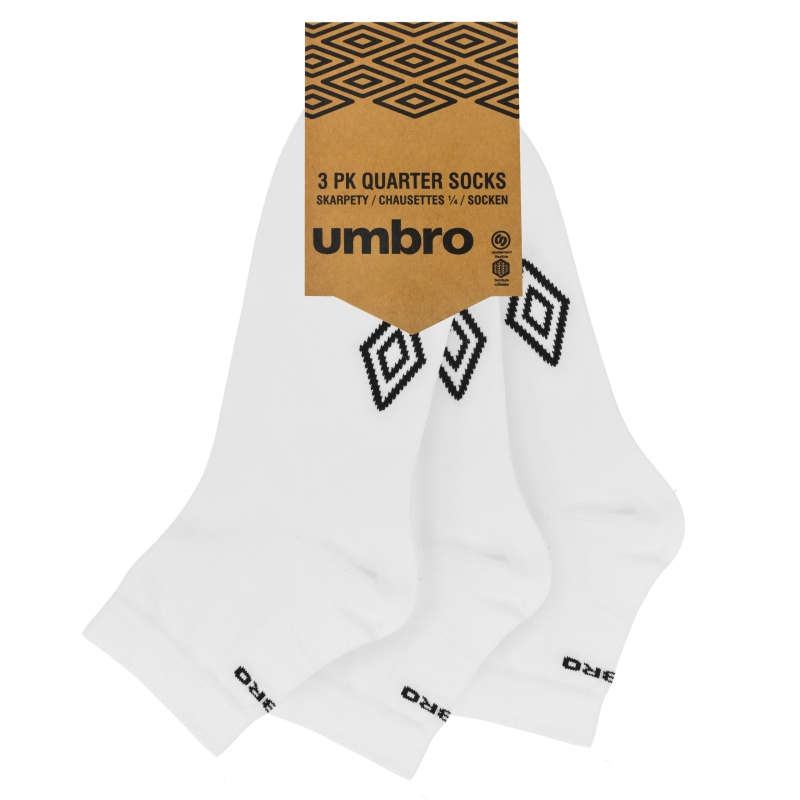 Opakowanie białych skarpet Umbro 3 pary