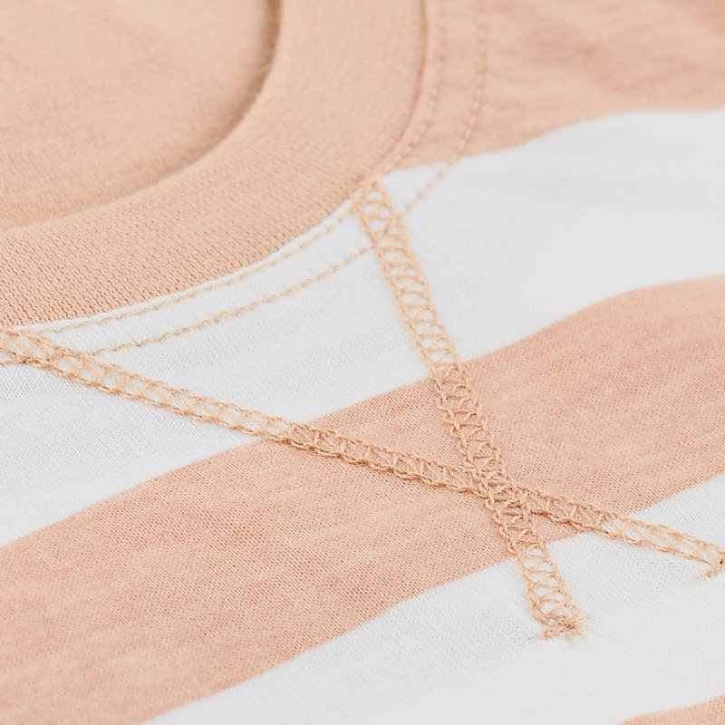 Cornette piżama damska – detal przy dekolcie