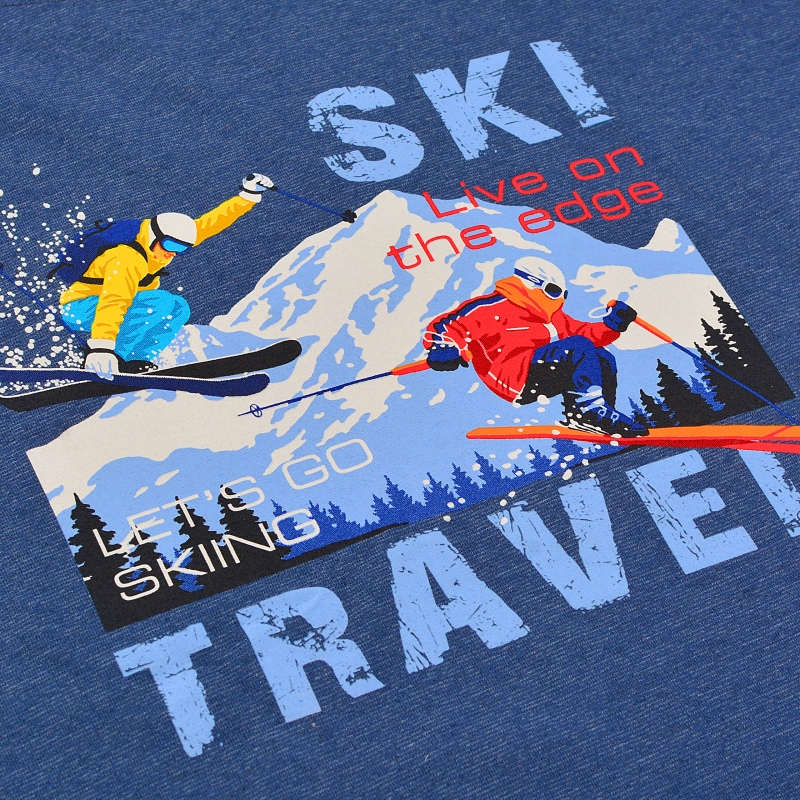 Cornette piżama męska – detal nadruku z górami i nartami