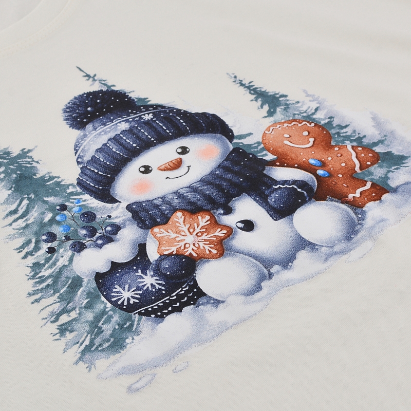 Cornette piżama – detal świątecznego nadruku na bluzce