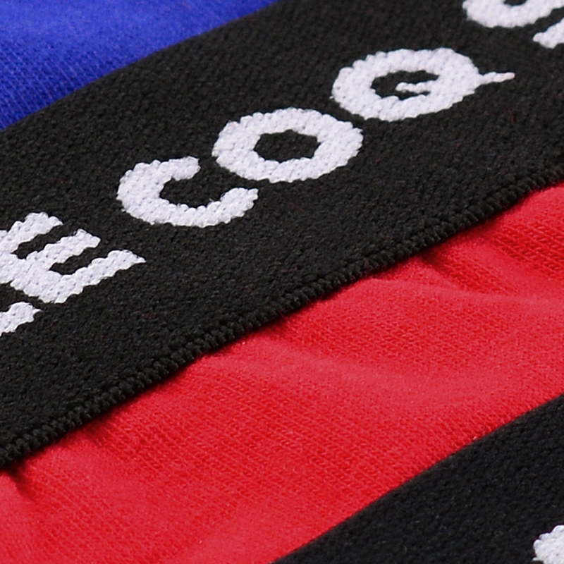 Zbliżenie na gumę bokserek męskich Le Coq Sportif