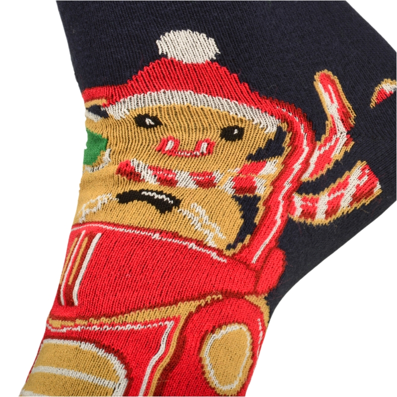 Miś w czerwonym aucie na skarpecie granatowej Lee Cooper