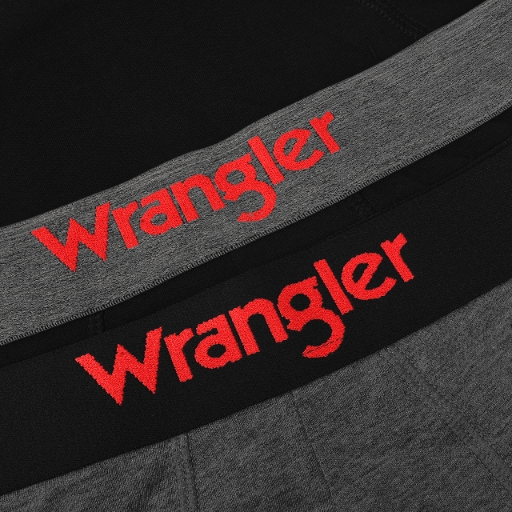Zbliżenie logo Wrangler na gumkach bokserek 2-pak