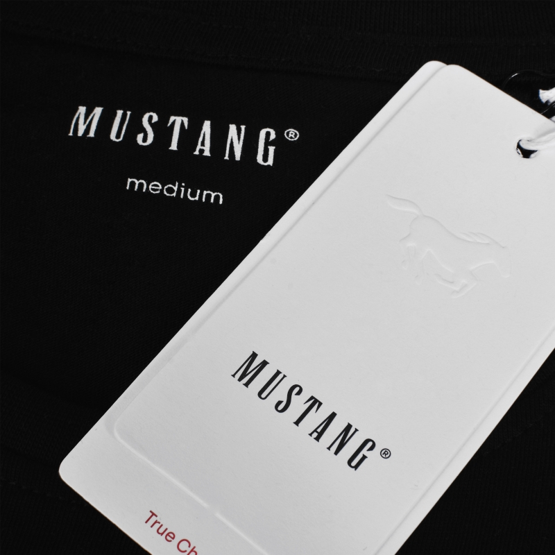 Czarny T-Shirt Mustang z metką