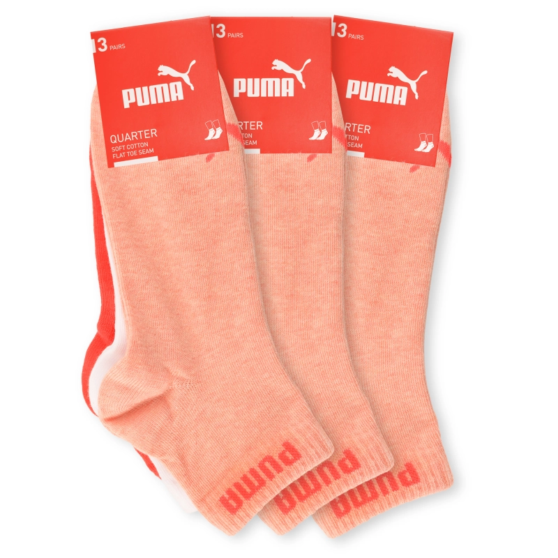 Skarpety PUMA typu quarter ułożone w kolorach białym, czerwonym i brzoskwiniowym